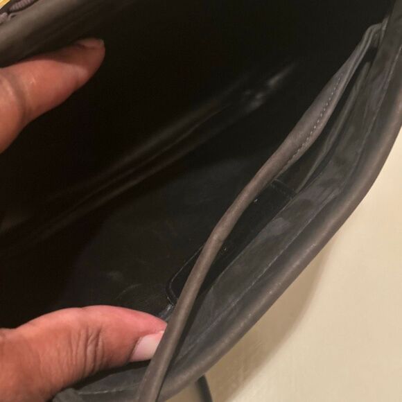 Salvatore Ferragamo Vera Bow Suede Convertible Crossbody Bag Purse Brown Purple - Picture 3 of 13